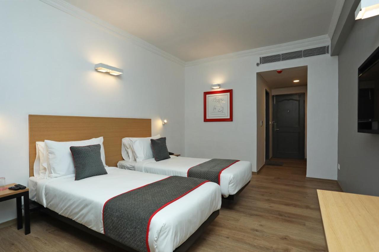 Golden Parkk Hotel Kalkutta Kültér fotó