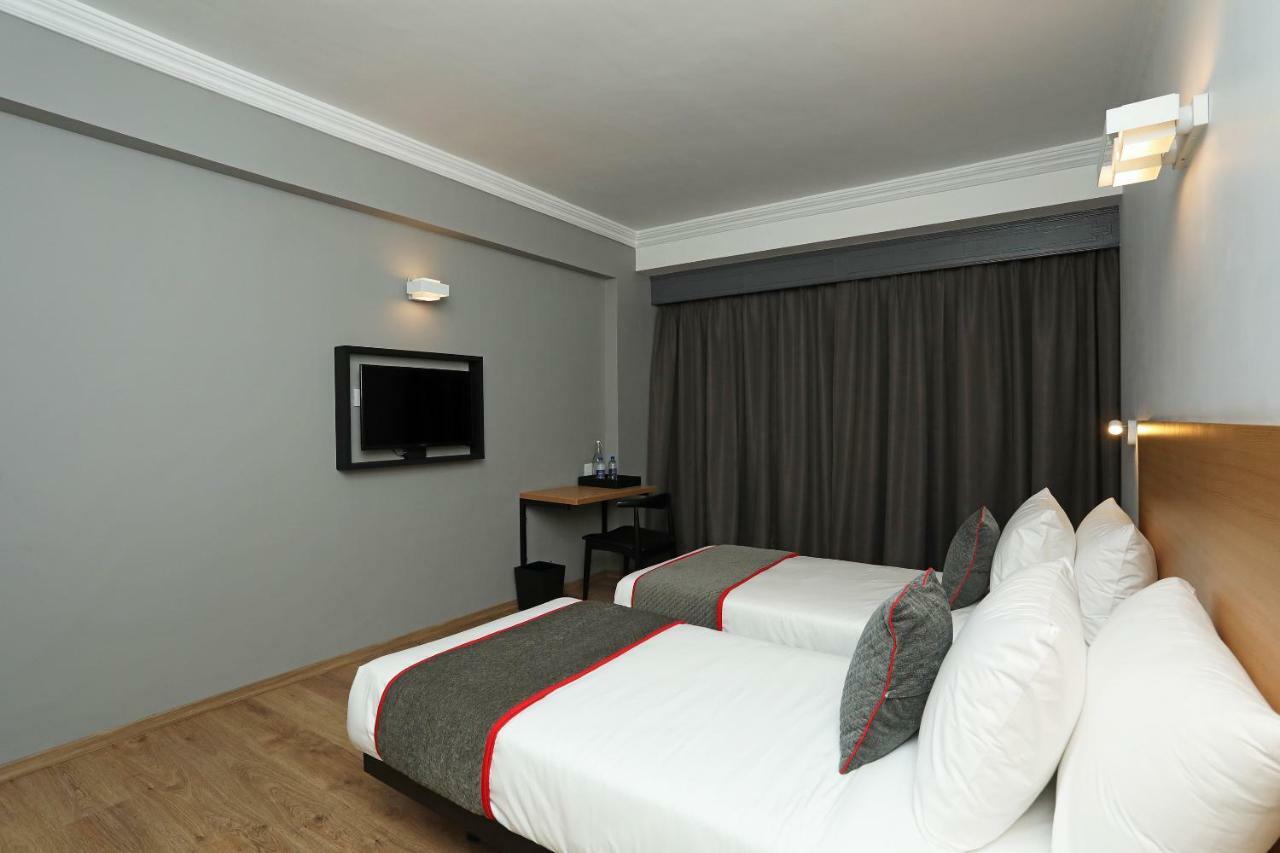Golden Parkk Hotel Kalkutta Kültér fotó