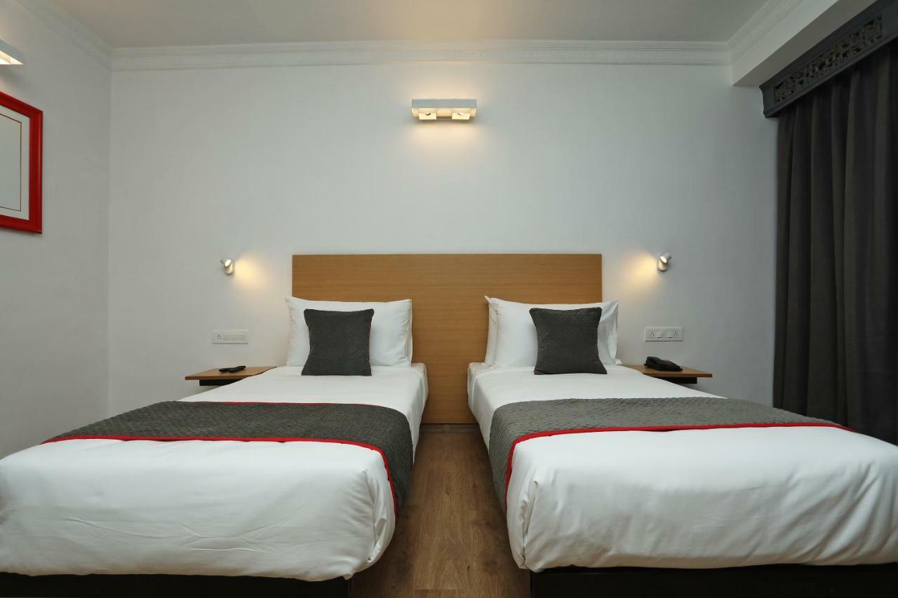 Golden Parkk Hotel Kalkutta Kültér fotó